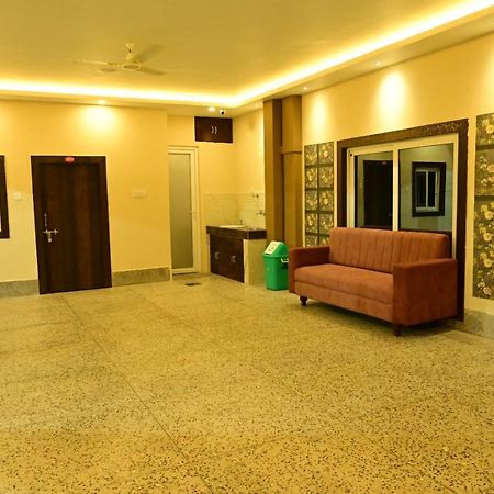 Chanduka Palace Пури Экстерьер фото
